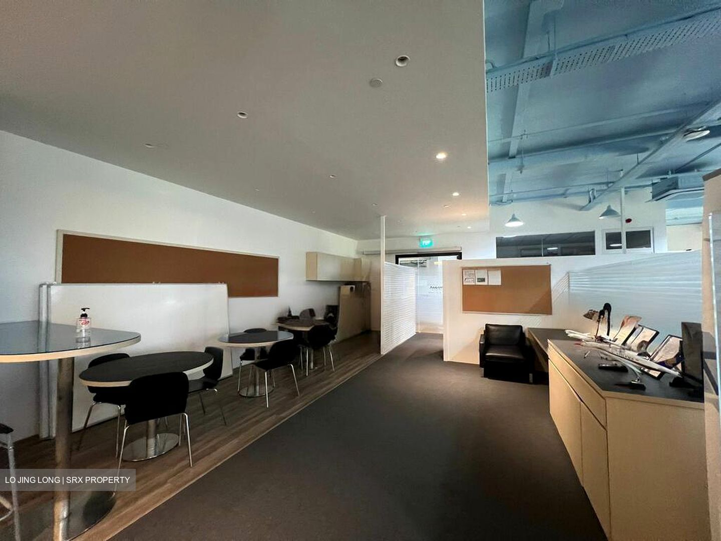 THE KINGSMEN EXPERIENCE (D16), Office #457224751